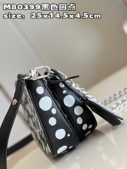LV x YK Multi Pochette Bag M80399 Size 25x14x4cm - 4