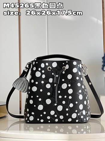 LV x YK NéoNoé Bag M45265 Size 26x26x17cm