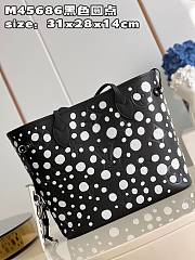 LV x YK Neverfull Bag M45686 Size 31x28x14cm - 5