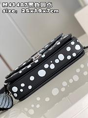 LV x YK Pochette Métis Bag M41487 Size 25x19x7cm - 2