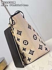 LV Neverfull Bag M22838 Size 31x28x14cm - 3