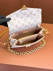 LV Pochette Métis East West Bag M9220 Size 21x13x6cm - 6