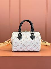 LV Speedy Bandoulière 20 Bag M9300 Size 20x15x12cm - 3
