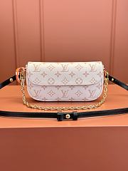 LV Wallet on Chain Ivy Bag M8870 Size 23x12x4cm - 1