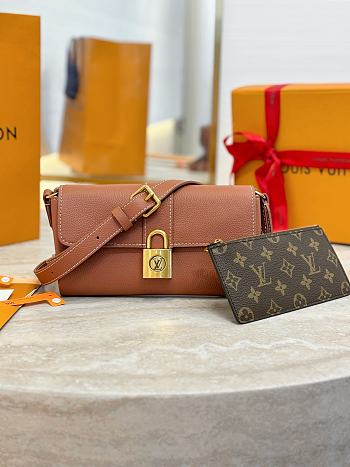 LV Low Key Messenger Bag M1212 Size 30x18x12cm