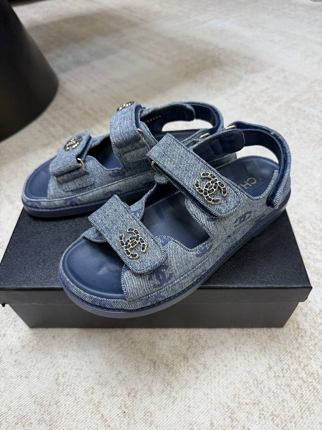 Chanel 2026 Spring/Summer new beach sandals - 1