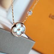 Louis Vuitton Classic Round Natural White Mother-of-Pearl Diamond Necklace - 4
