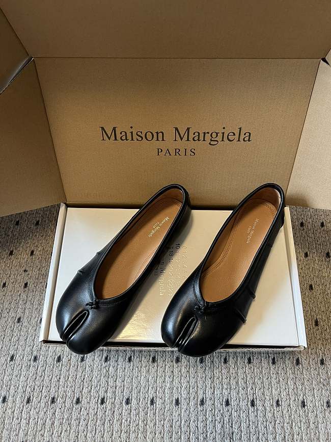 Maison Margiela Tabi Ballerina Black (Women's) S58WZ0127 P6378 T8013 - 1