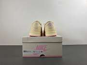 Air Jordan 1 Retro Low OG SP Travis Scott Shy Pink IQ7604-100 - 5
