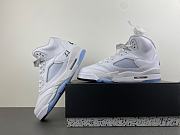 Air Jordan 5 Retro White Metallic (2026) (GS) HQ7980-103 - 5