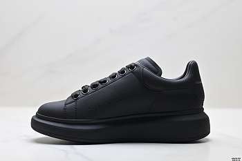 Alexander McQueen Oversized Sneaker Black