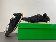 Bottega Veneta Orbit Flash Black Dark Apple Candy 855200 V65D1 1021 - 2