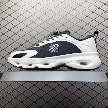 On Running Cloudsolo LOEWE Black Eggshell 3WF30605476