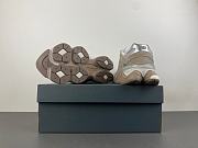 New Balance 9060 Moonbeam Silver Metallic Driftwood U9060ERM - 4