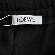 Loewe 26ss logo print shorts - 2