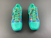 Nike Kobe 5 Protro Jalen Brunson NY vs. NY PE IX1200-300 - 3