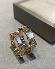Bvlgari diamond-encrusted white serpentine ring - 3