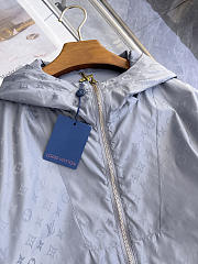 Louis Vuitton early release of the 2026 Autumn/Winter new men's reversible jacket grey - 3