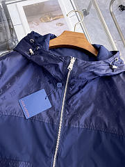 Louis Vuitton early release of the 2026 Autumn/Winter new men's reversible jacket navy - 4