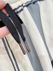 Burberry Check Silk Twill Shorts Cream - 4