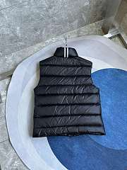 Canada Goose Crofton Down Vest Black Label - 3